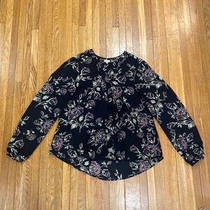 Black Rosette Floral‎ Blouse V-neck